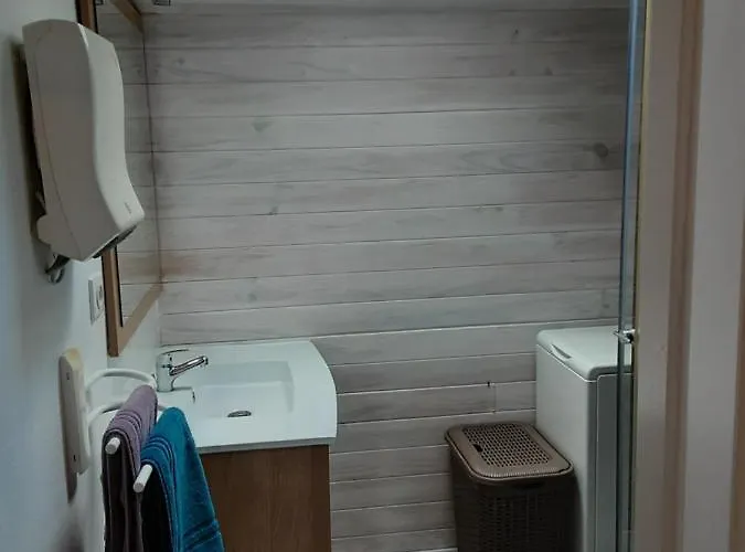 Coquet T2 Avec Parking 아파트 *