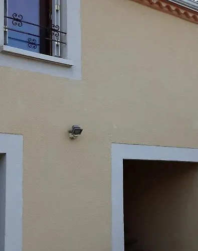 Coquet T2 Avec Parking 아파트